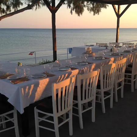 Kefalonia & Otel 2*