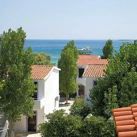 Kefalonia & Hotel 2*