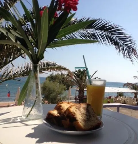 Hotel Kefalonia & 2*