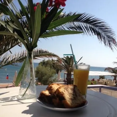 Ξενοδοχείο Kefalonia & 2*